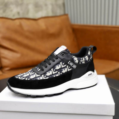 Premium Pattern Runner Sneakers