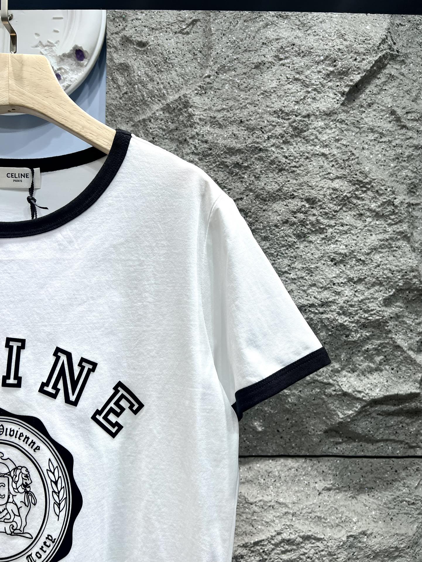 Vintage Badge Tee