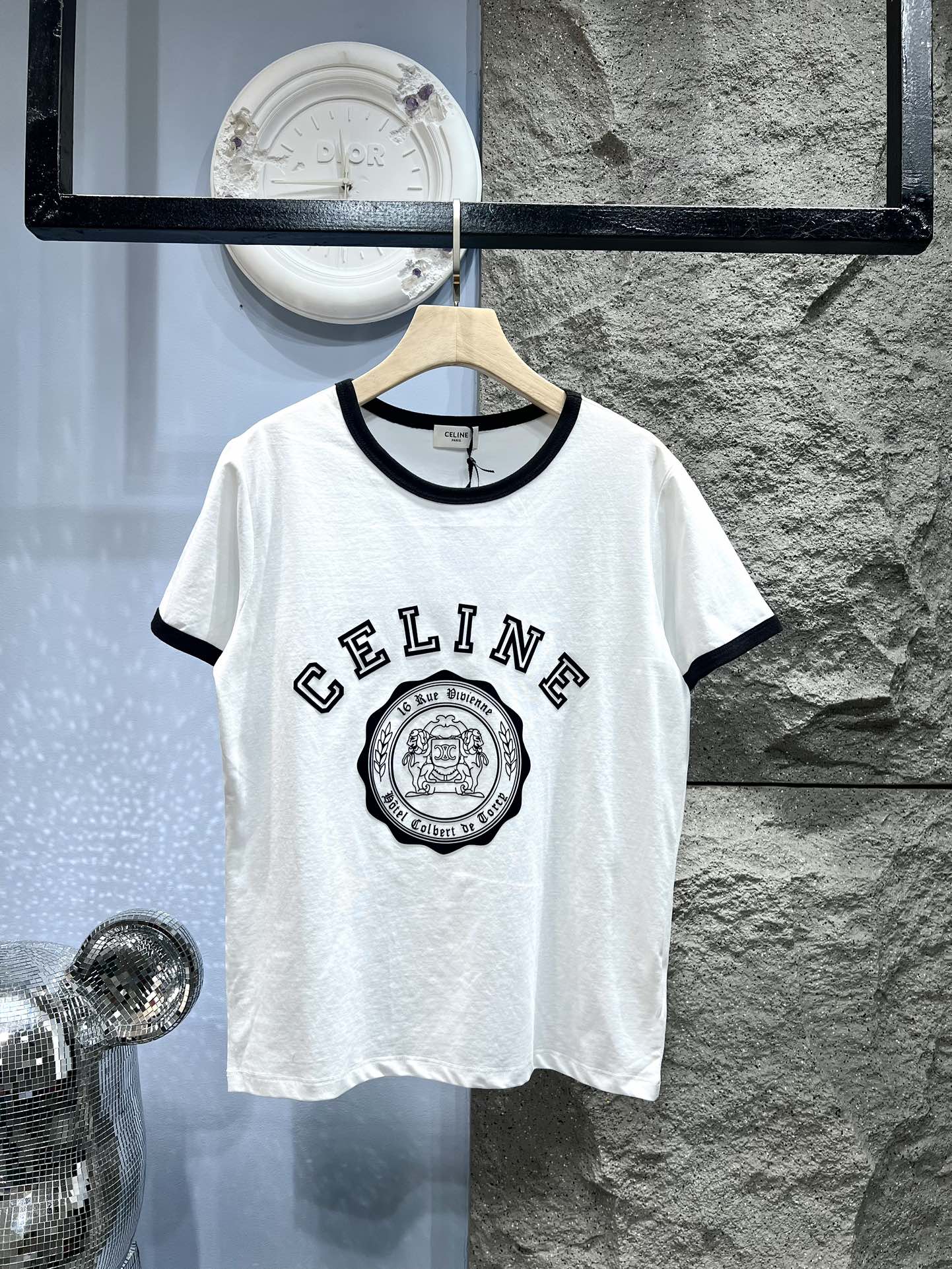 Vintage Badge Tee